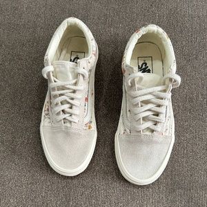 Used Old Skool vans vintage floral/marshmal 5.5 men’s 7.0 women’s